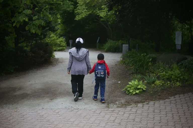 Parks and Outdoor Play in Milwaukie: A Guide for Families