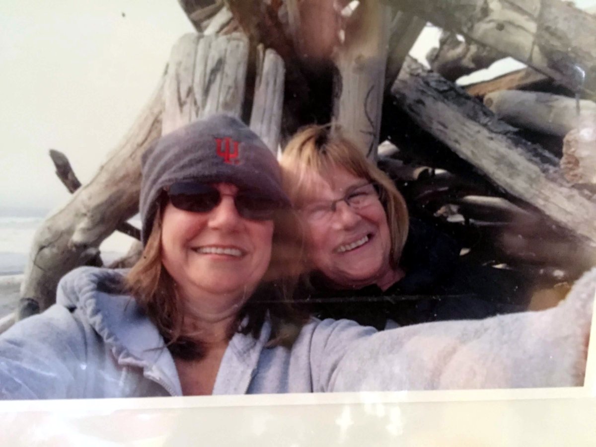 Anne Nottingham and Kathy Tippets, the two sisters behind Two Sisters Play Cafe